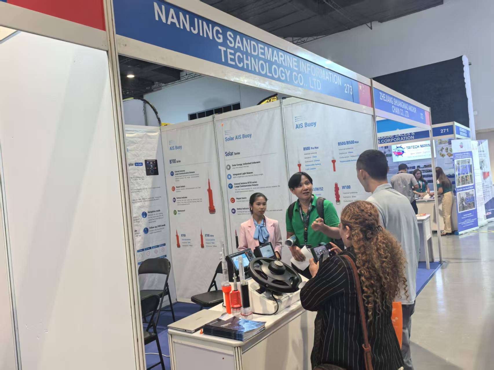 Sandemarine Representatives Showcases Cutting-Edge Maritime Technologies at the 10th Philippines Maritime Expo in 2015